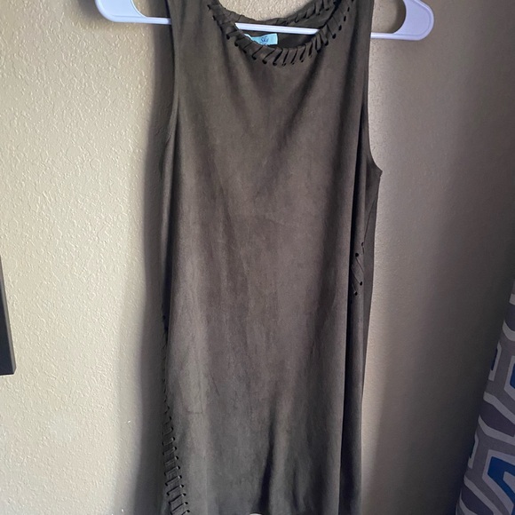 Elegant Olive Green Sleeveless Dress - Picture 1 of 4